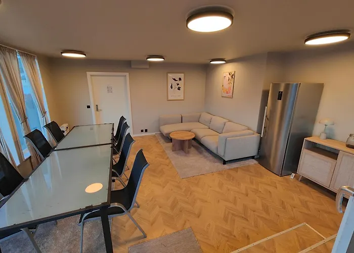 Apartment Modern In